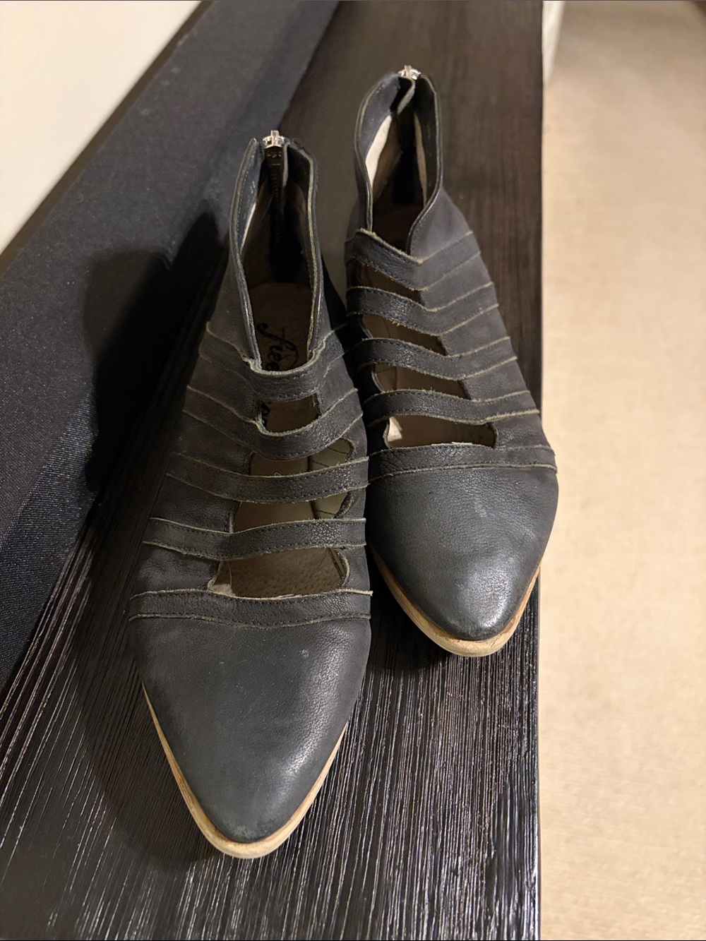 Free People 'Emma' black leather strappy cut-out booties size 39